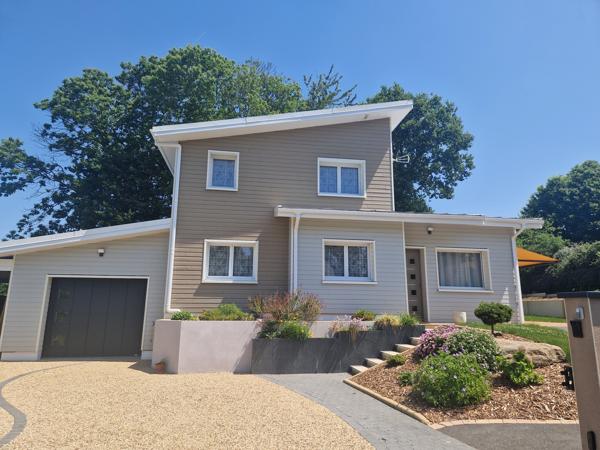 EXCEPTIONNEL!! MAISON CONTEMPORAINE EN CENTRE BRETAGNE... Pontivy (56300)