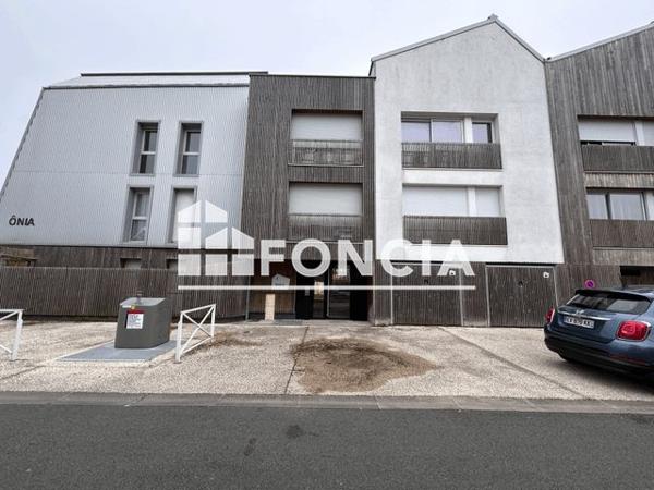 Location Appartement 3 pièces 60.95 m² - 1 RUE JEANNE DEROIN La Rochelle 17000