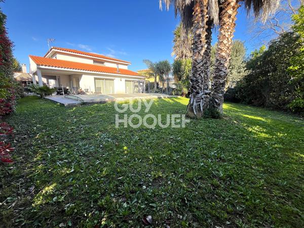 CLAIRA - Villa contemporaine 4 faces ? Confort, espace et élégance sur 880 m² de terrain