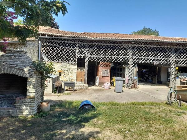 Achat - Maison | Corps de ferme Saint-Jean-de-Sauves 86330 11 pièces 170 m 2 2472 m 2