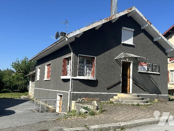 Maison de 1954 à rafraichir.