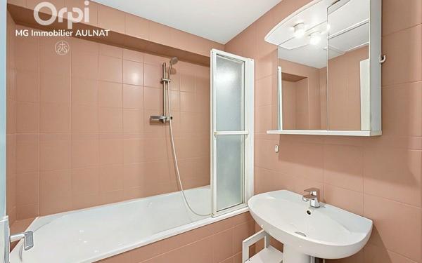 Maison à vendre    4 pièces • 94 m2 Mozac