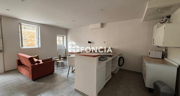 Location Appartement meublé 2 pièces 45.57 m² - Neuville-sur-saône 69250