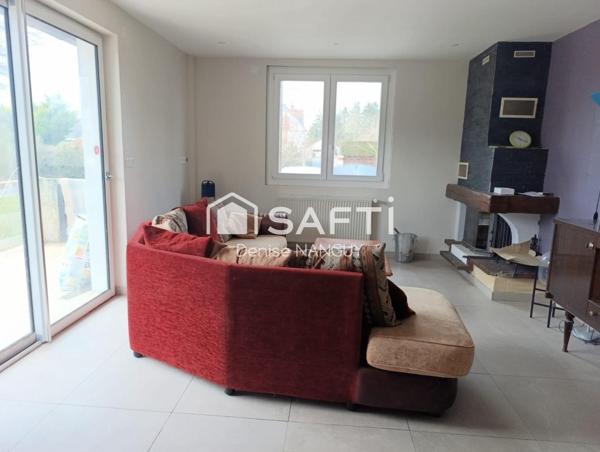 LORRIS MAISON 7 PIECES BALCON 2 TERRASSES CHEMINEE POMPE  A CHALEUR