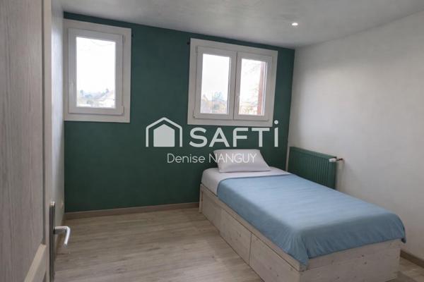 LORRIS MAISON 7 PIECES BALCON 2 TERRASSES CHEMINEE POMPE  A CHALEUR