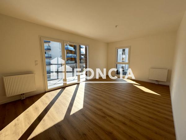 Location Appartement 3 pièces 63.2 m² - 95 IMPASSE BOUVRY Seclin 59113