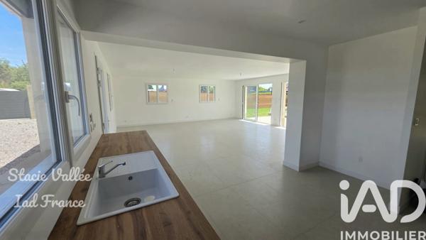 Maison à vendre 5 pièces 121,5 m² Saint-Aubin-d'Écrosville