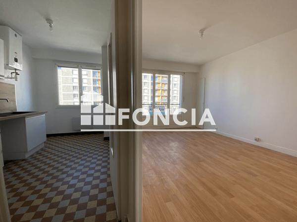 Location Studio 29.77 m² - LE PRINTEMPS Grenoble 38100