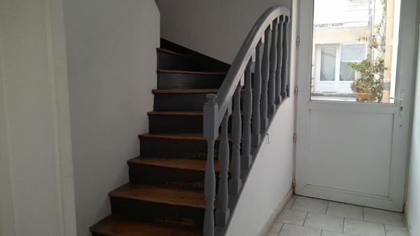 ROCHEFORT - Hyper centre ville - Appartement au 1er étage de 77,40 m²