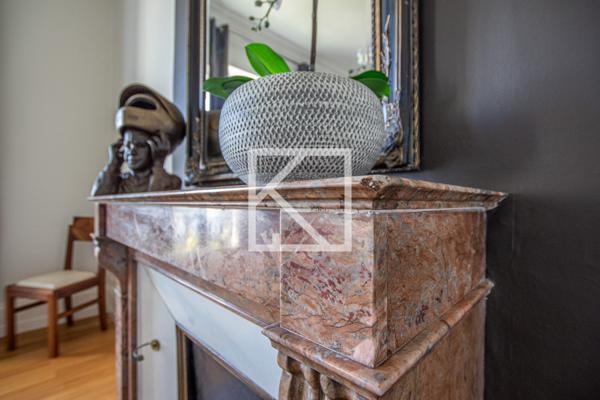 APPARTEMENT HAUSSMANNIEN COEUR DE VILLE