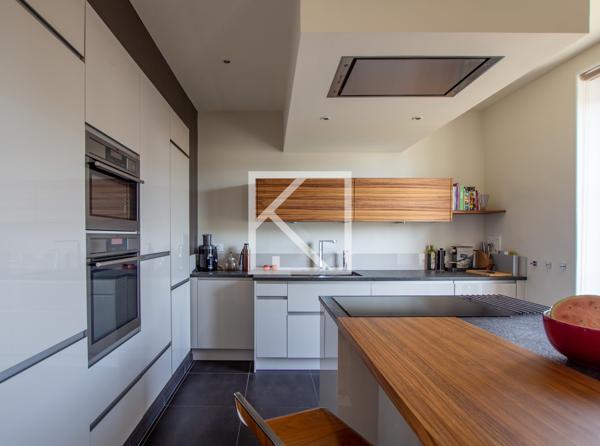 APPARTEMENT HAUSSMANNIEN COEUR DE VILLE
