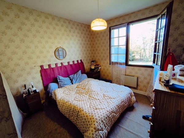 MAISON 2 CHAMBRES SUR 2562 M2 NON CLOTURE