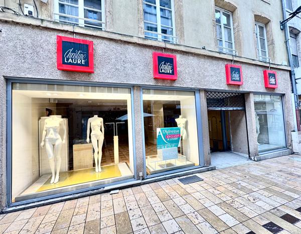 A LOUER : Local Commercial avec réserve + caves - emplacement stratégique coeur de ville Thionville