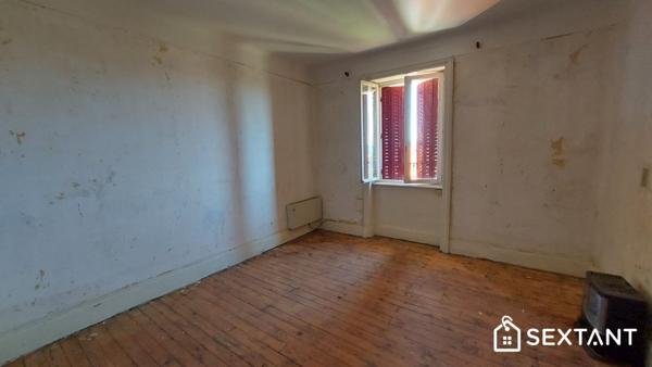 RARE - ANCIENNE DEMEURE DE COUTELIER DES ANNÉES 30 - UN JOYAU ART DÉCO À RÉVÉLER