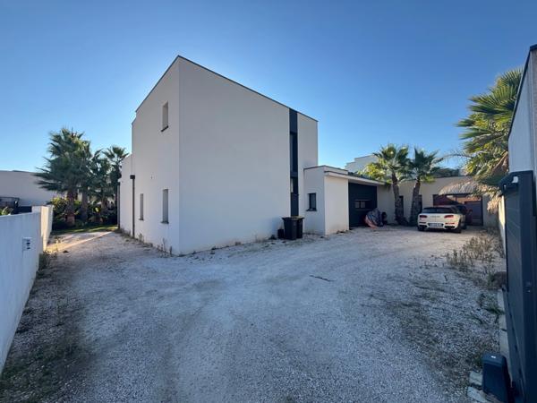 GRAU D'AGDE(34) A VENDRE VILLA CONTEMPORAINE P6, PRESTATIONS HAUT DE GAMME, PROCHE MER, SECTEUR CALME
