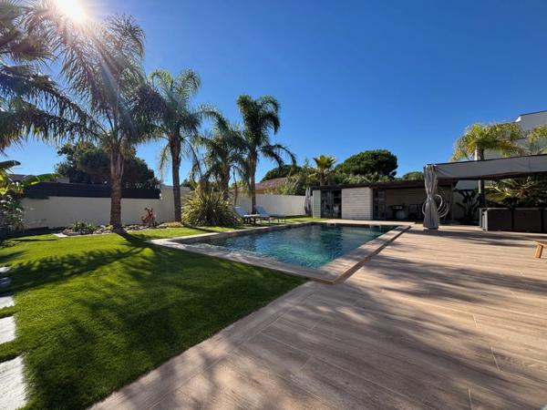 GRAU D'AGDE(34) A VENDRE VILLA CONTEMPORAINE P6, PRESTATIONS HAUT DE GAMME, PROCHE MER, SECTEUR CALME