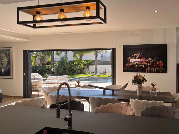 GRAU D'AGDE(34) A VENDRE VILLA CONTEMPORAINE P6, PRESTATIONS HAUT DE GAMME, PROCHE MER, SECTEUR CALME