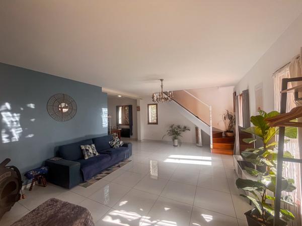 Maison 6 pièces - 140 m²