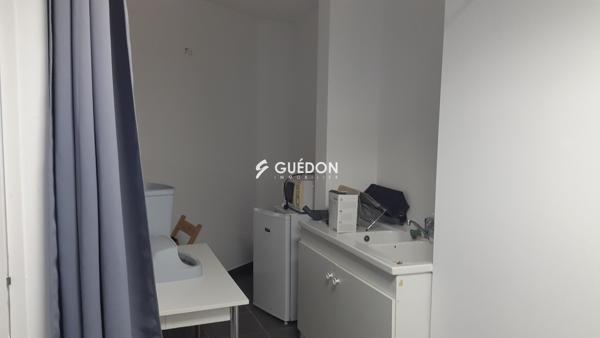 LOCAL COMMERCIAL AVEC LOCATAIRE et TERRAIN ATTENANT