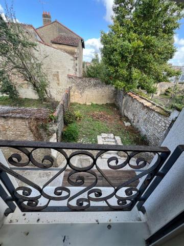 Maison Saint Maixent L Ecole 4 pièce(s) 110 m2