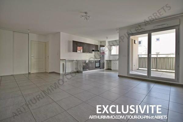 Vente                                                      Appartement
                        
                     3 pièces                      69 m2                     à Villeurbanne