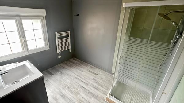 Maison à vendre 8 pièces proche de RETHEL (08) 252 m² et 7 chambres