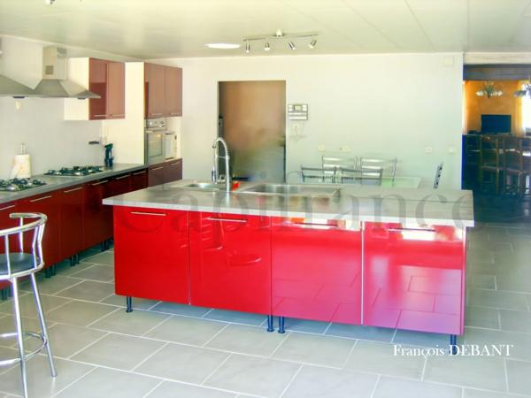 Maison à vendre 8 pièces proche de RETHEL (08) 252 m² et 7 chambres