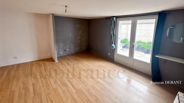 Maison à vendre 8 pièces proche de RETHEL (08) 252 m² et 7 chambres