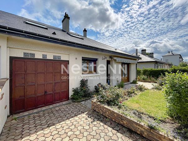 A vendre Maison de 6 pièces de 110 m2 à Plaisir - Quartier centre ville