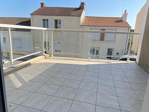 Ensemble immobilier - 2 appts T2 + garage