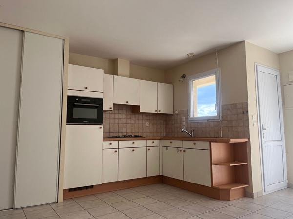 Ensemble immobilier - 2 appts T2 + garage