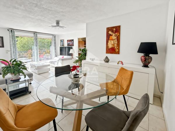 APPARTEMENT 3 PIECES AVEC SPACIEUSE TERRASSE ET GARAGE