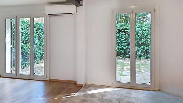 Maison lumineuse au cœur d'une impasse et au calme