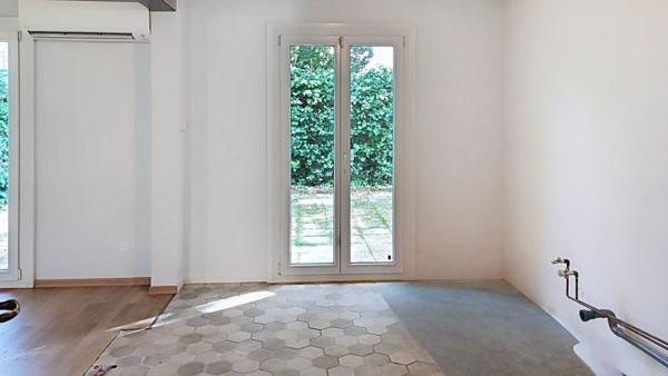 Maison lumineuse au cœur d'une impasse et au calme