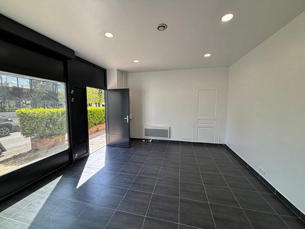 Local commercial Rueil Malmaison 1 pièce(s) 30 m2