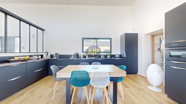 Vente maison Lavergne : 840 000 € - AJP Immobilier Bordeaux Nansouty