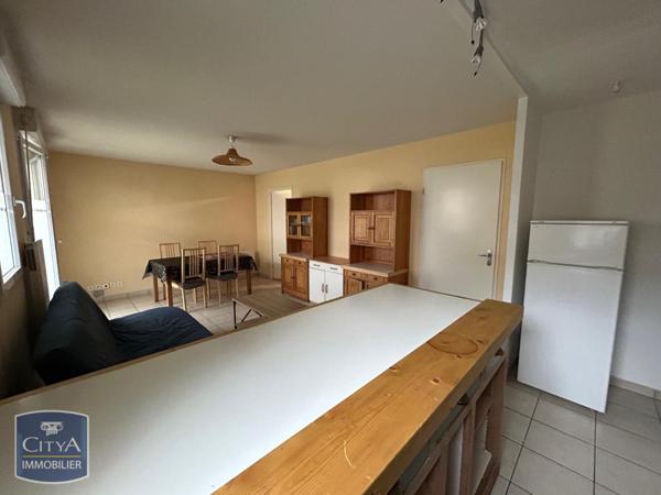Appartement à louer 2 pièces 52.86m² Bellignat (01100)