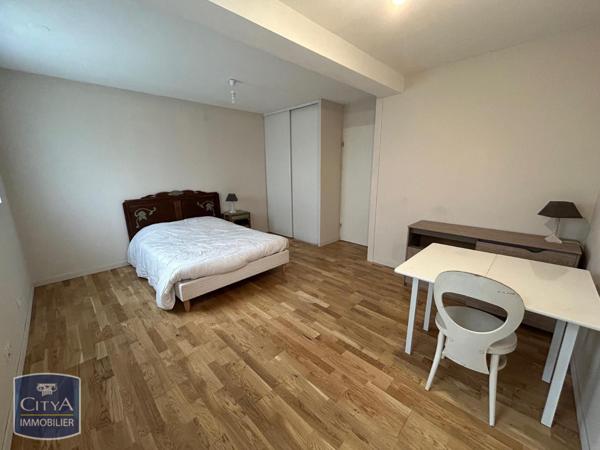 Appartement à louer 2 pièces 52.86m² Bellignat (01100)