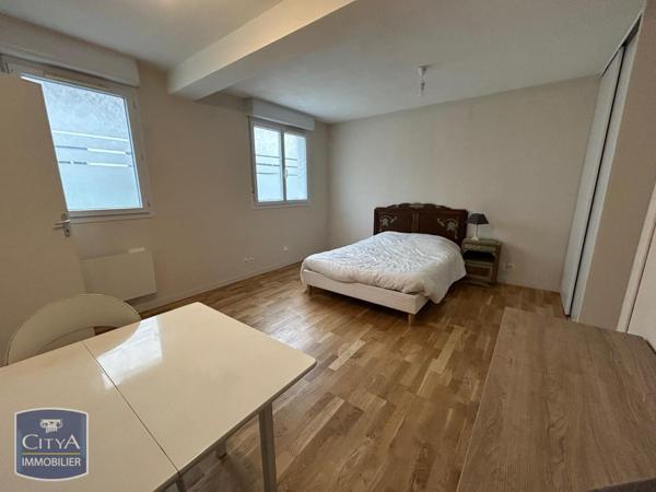 Appartement à louer 2 pièces 52.86m² Bellignat (01100)