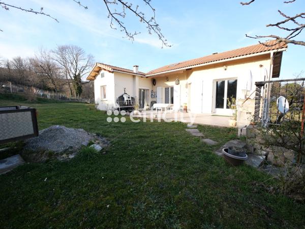 Maison 8 pièces - 163 m² Exclusivité efficity