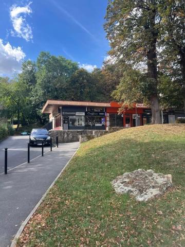 Vente Local commercial 2 pièces 45 m2 à Évry-Courcouronnes