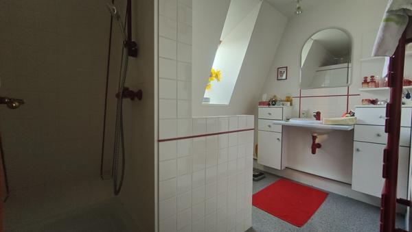 MAGNIFIQUE PAVILLON DE PRESTIGE DE 160 m² HAB SUR 1140 M² AVEC GARAGE ET DEPENDANCE ET VUE IMPRENABLE Saint-Paul (60650)