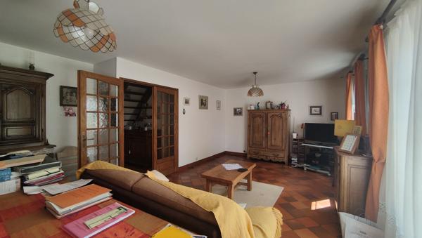 MAGNIFIQUE PAVILLON DE PRESTIGE DE 160 m² HAB SUR 1140 M² AVEC GARAGE ET DEPENDANCE ET VUE IMPRENABLE Saint-Paul (60650)