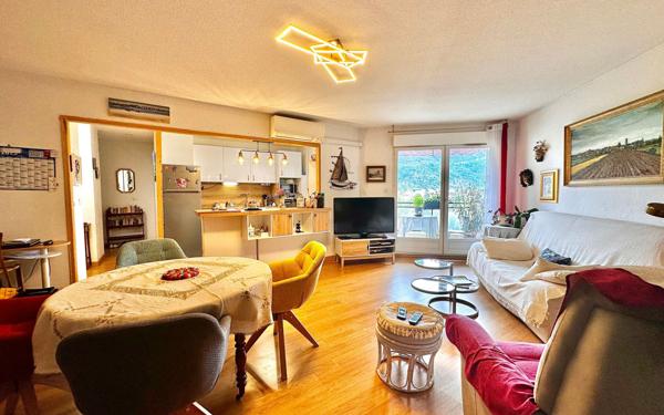 Appartement à vendre    3 pièces • 75,44 m2 Annecy