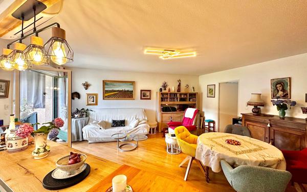 Appartement à vendre    3 pièces • 75,44 m2 Annecy