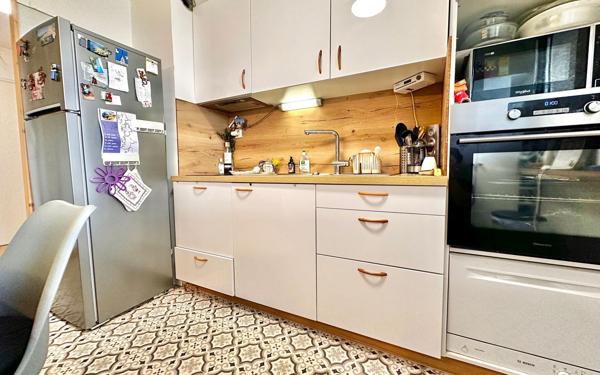 Appartement à vendre    3 pièces • 75,44 m2 Annecy