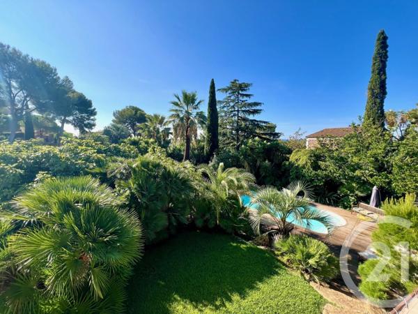 Maison à vendre  7 pièces - 196 m2 LA LONDE LES MAURES - 83