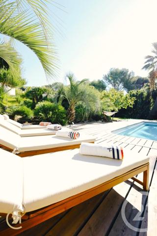 Maison à vendre  7 pièces - 196 m2 LA LONDE LES MAURES - 83