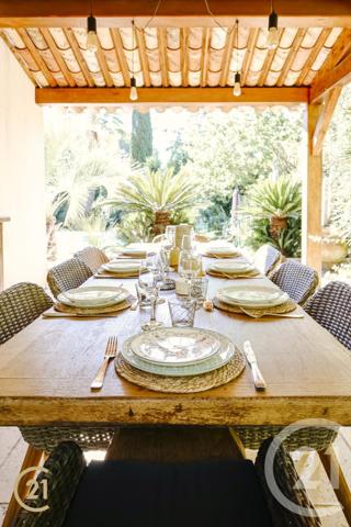 Maison à vendre  7 pièces - 196 m2 LA LONDE LES MAURES - 83