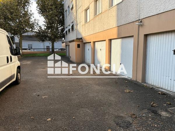 Location Parking - LE CHANTEFLEUR Villeurbanne 69100